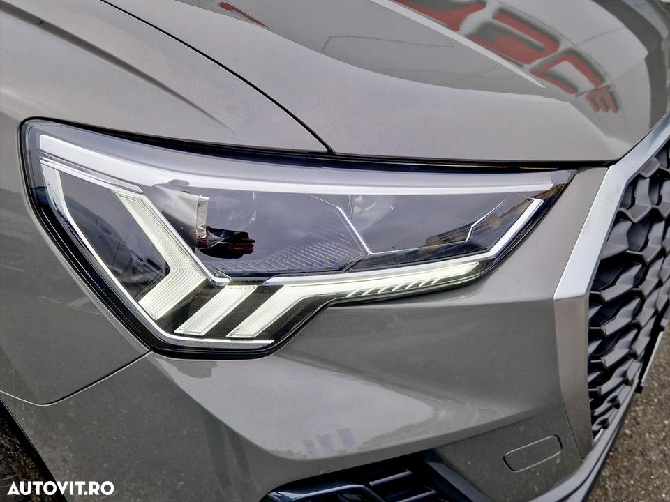 Audi Q3 35 TFSI S tronic - 9