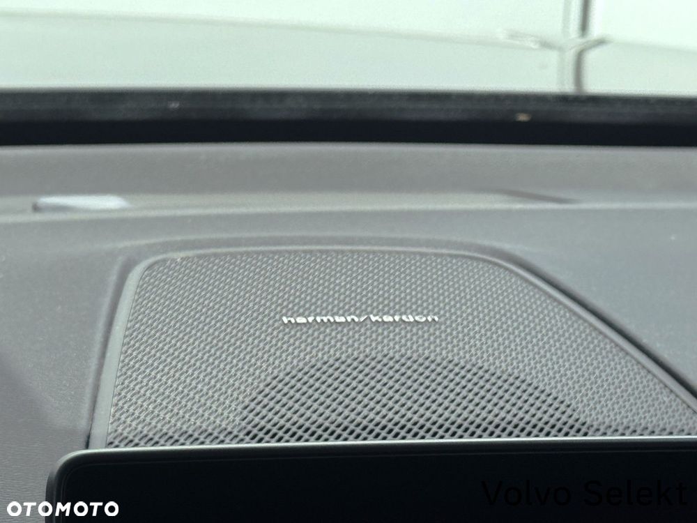 Volvo XC 60 - 33
