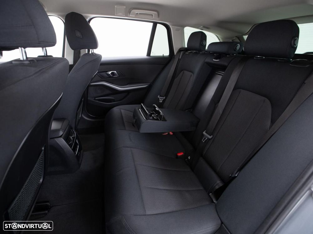 BMW 320 e Auto - 12
