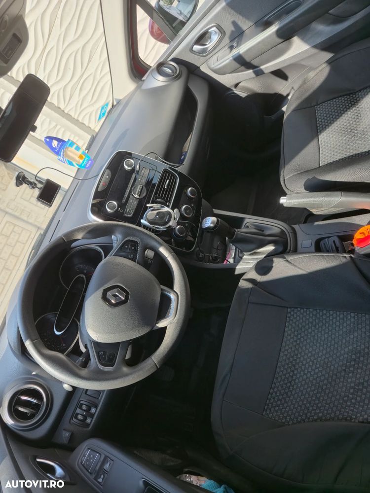 Renault Clio - 13