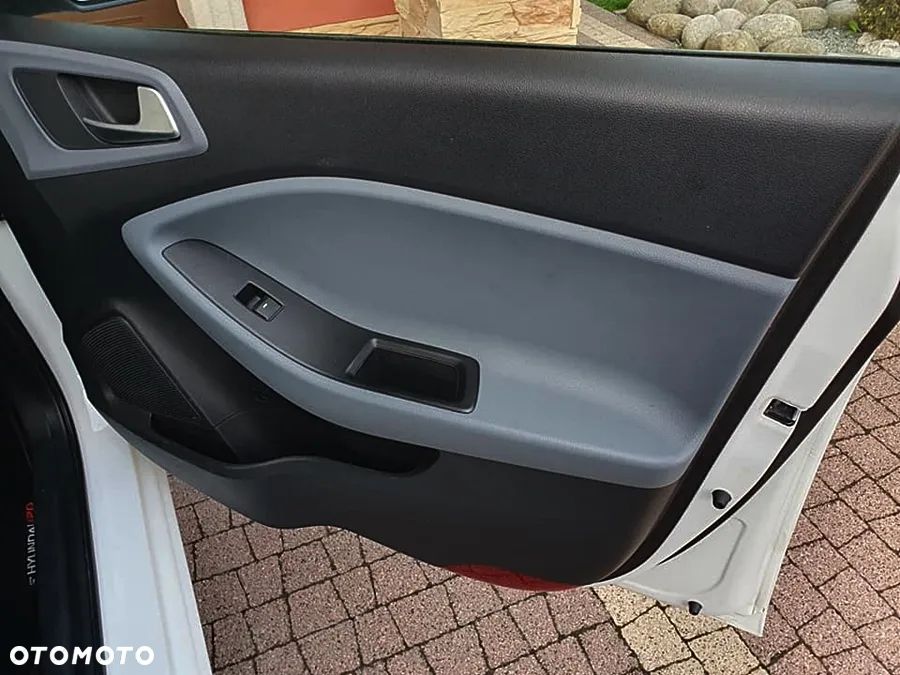 Hyundai i20 - 30