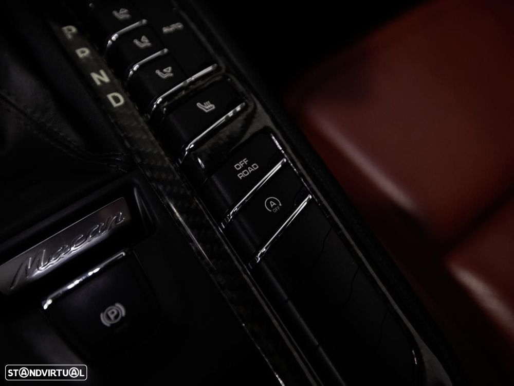 Porsche Macan S - 26