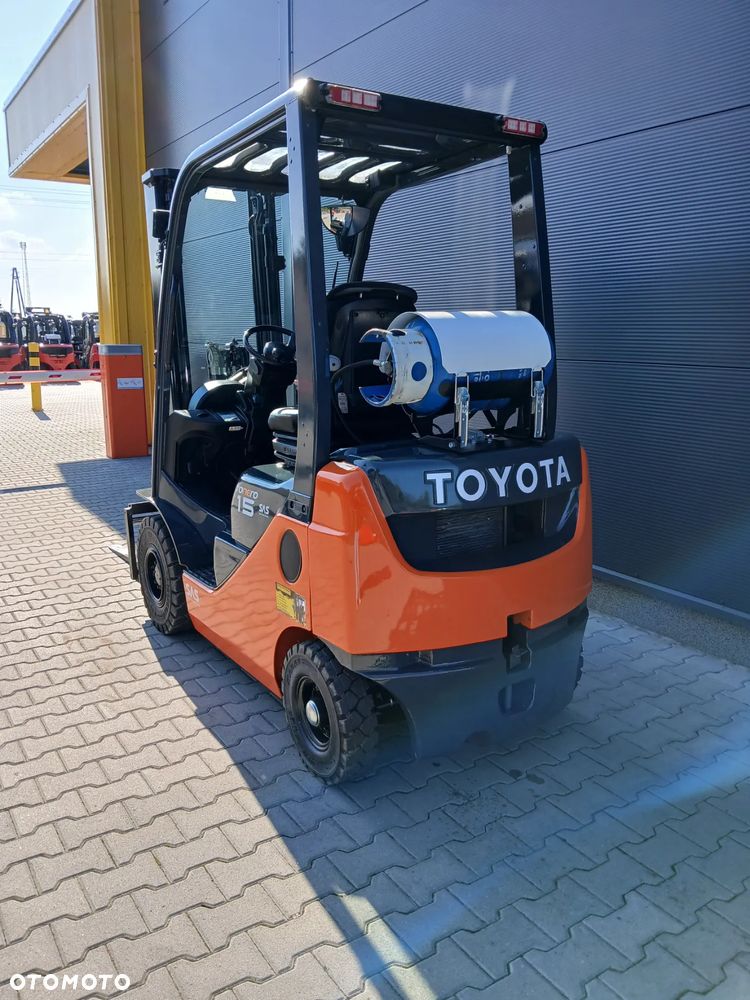 Toyota 02-8FGF15 - 5