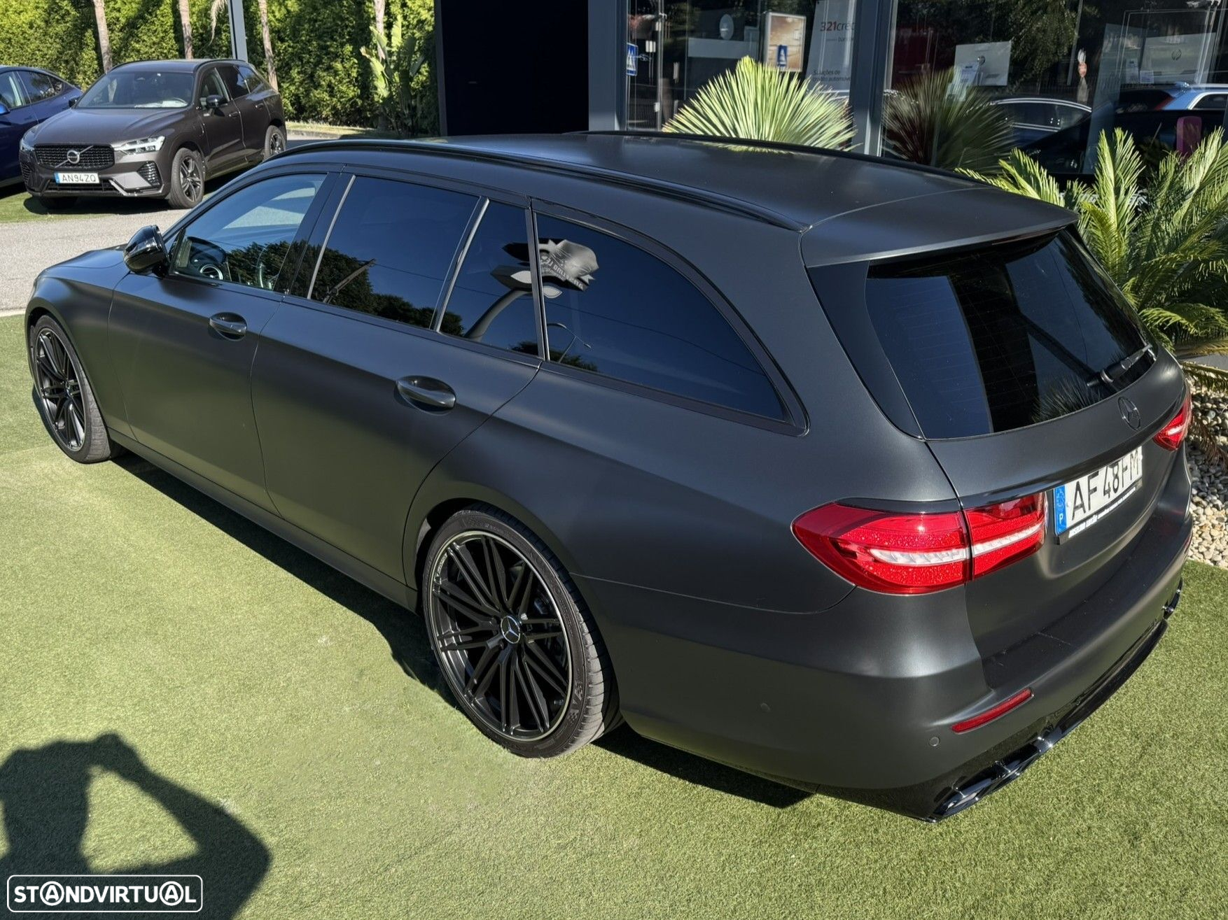 Mercedes-Benz E 220 d AMG Line - 12