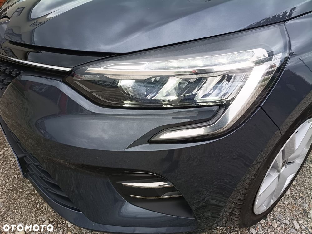 Renault Clio - 25