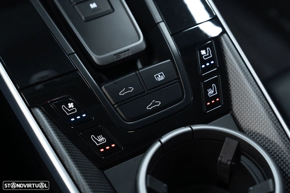 Porsche 911 (992) Turbo S - 50