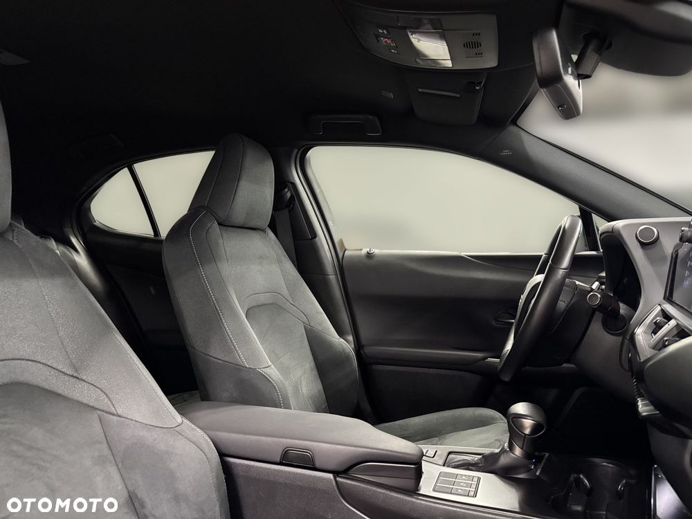 Lexus UX 250h GPF Business 2WD - 20