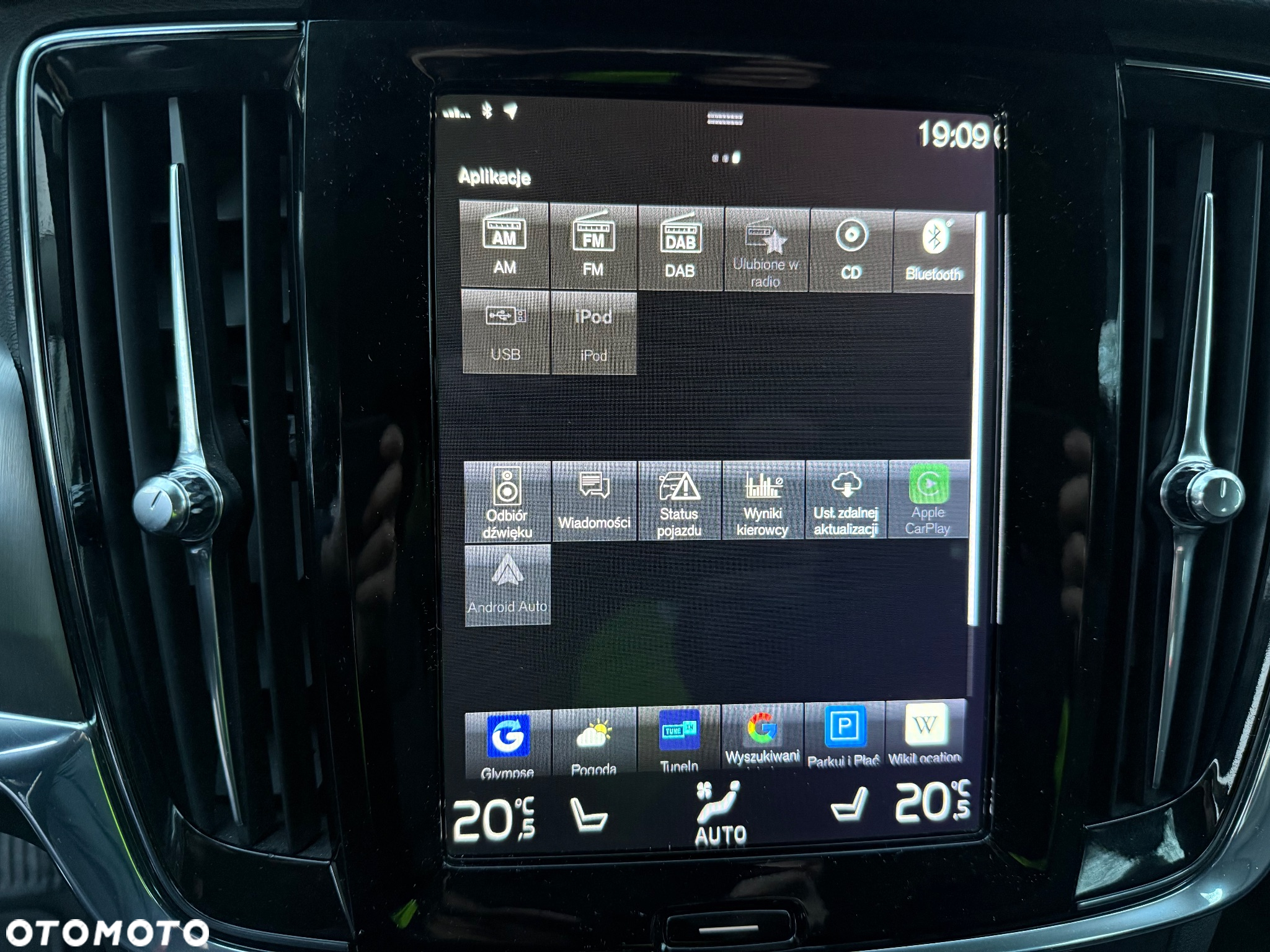 Volvo V90 D5 AWD Momentum - 22