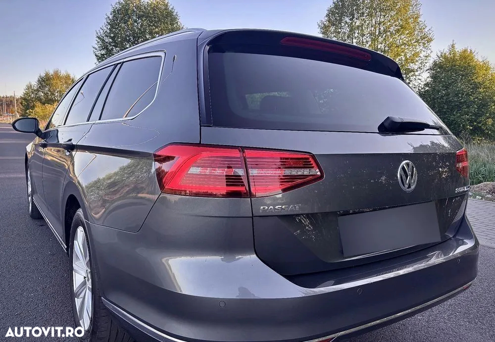 Volkswagen Passat Variant 2.0 TDI DSG Highline - 4