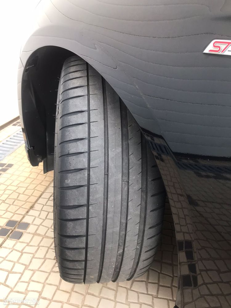 Ford Focus SW 1.5 TDCi ST-Line - 13