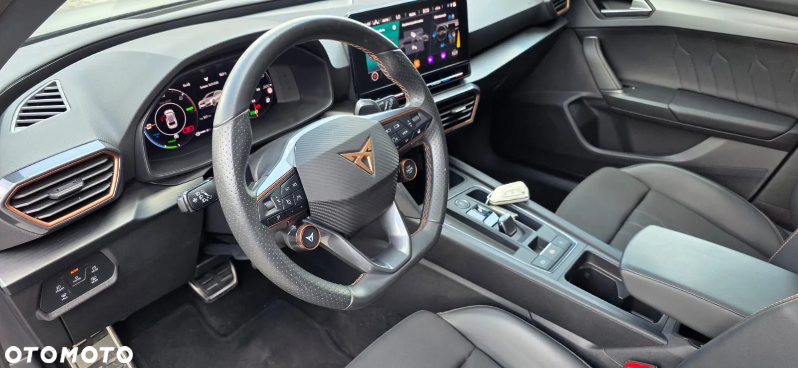 Cupra Leon Sportstourer 1.4 e-Hybrid (180 kW System) VZ - 25