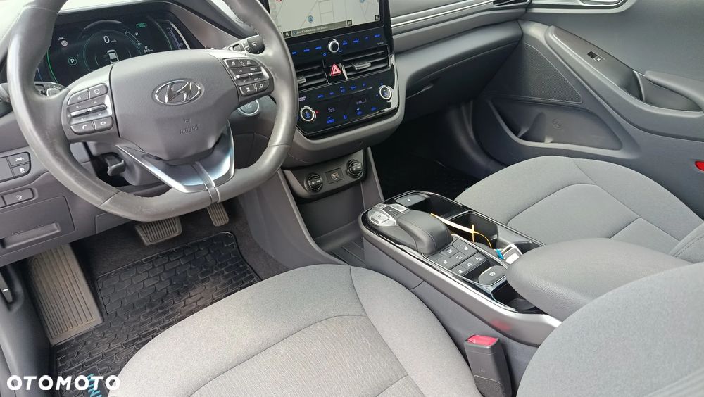Hyundai IONIQ Advantage - 8