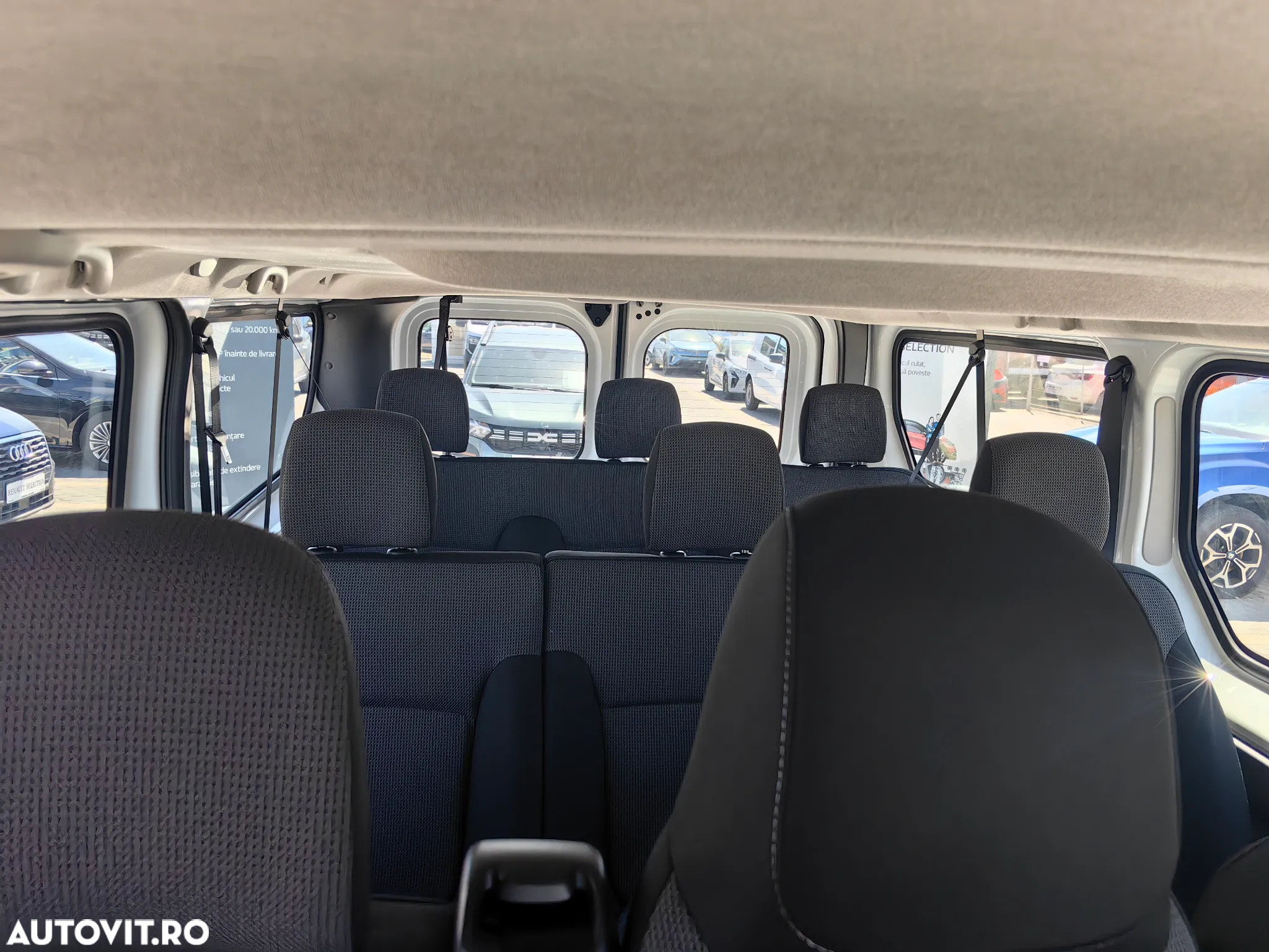 Renault Trafic Combi 2.0 Blue dCi 110 S&S L2 8+1 Life - 14