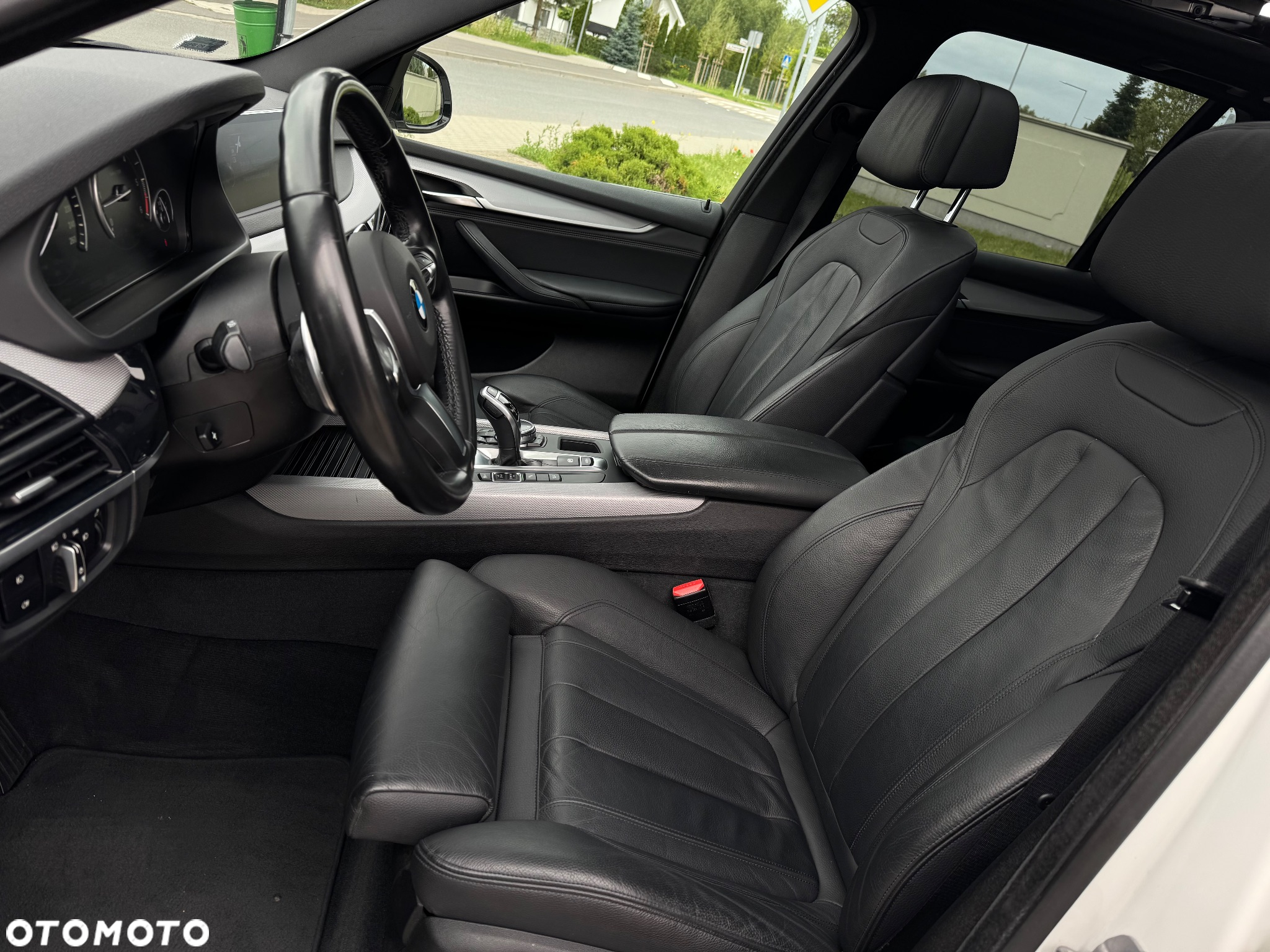 BMW X5 xDrive40d - 29