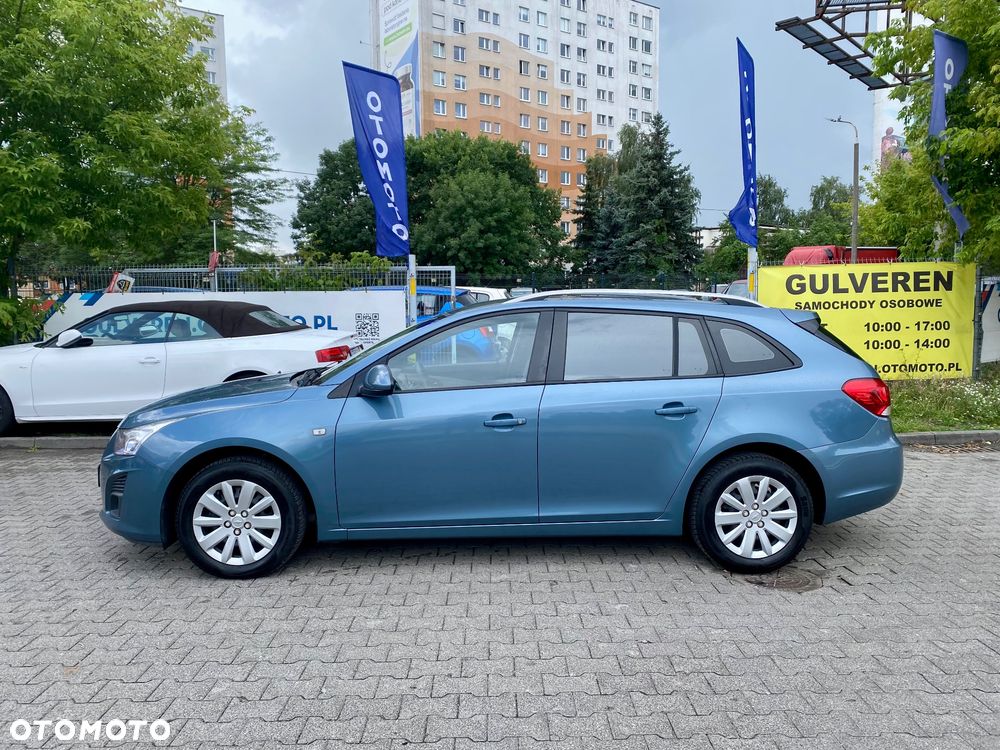 Chevrolet Cruze 1.6 - 5
