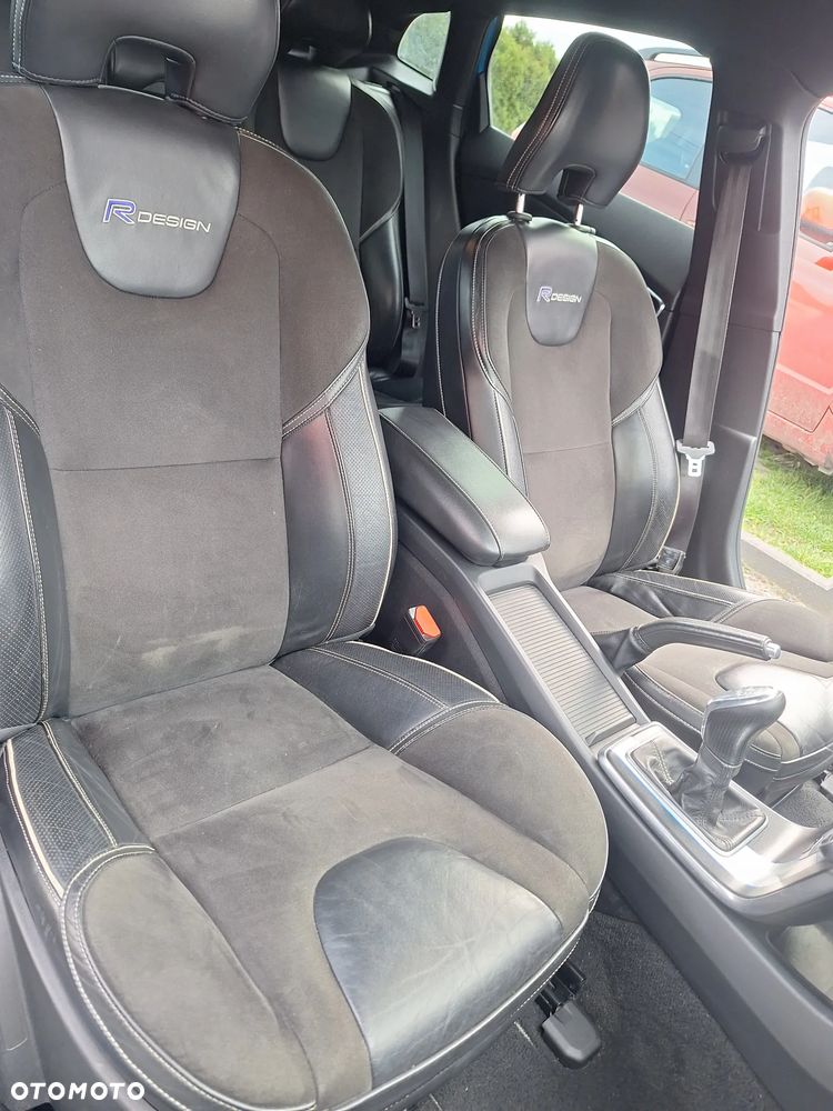 Volvo V40 - 15