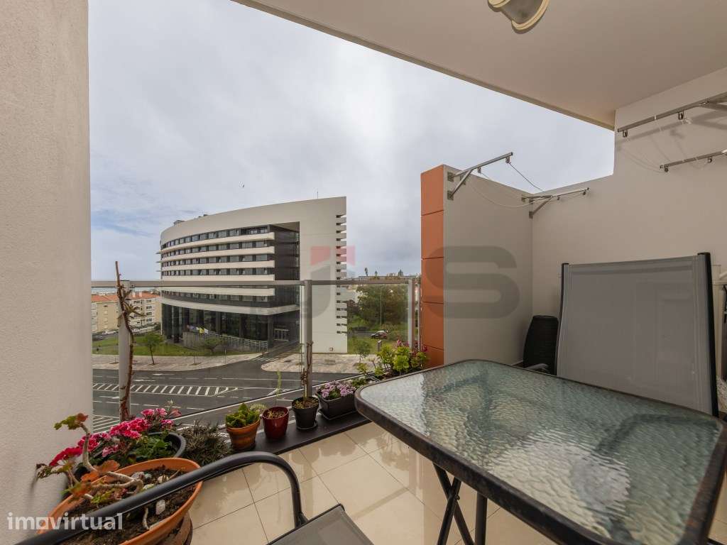 T3 com Suite, Closet e 2 Lugares de Garagem na Av. D. João III - Po... - Grande imagem: 4/40