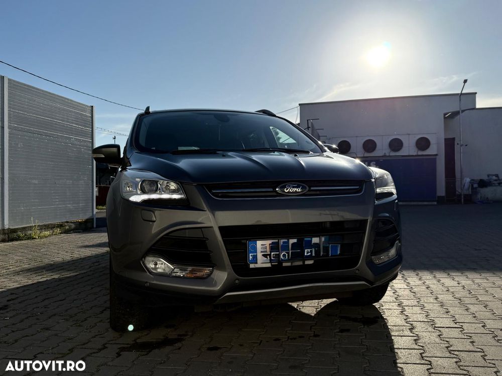 Ford Kuga 2.0 TDCi 4WD Powershift Titanium - 5