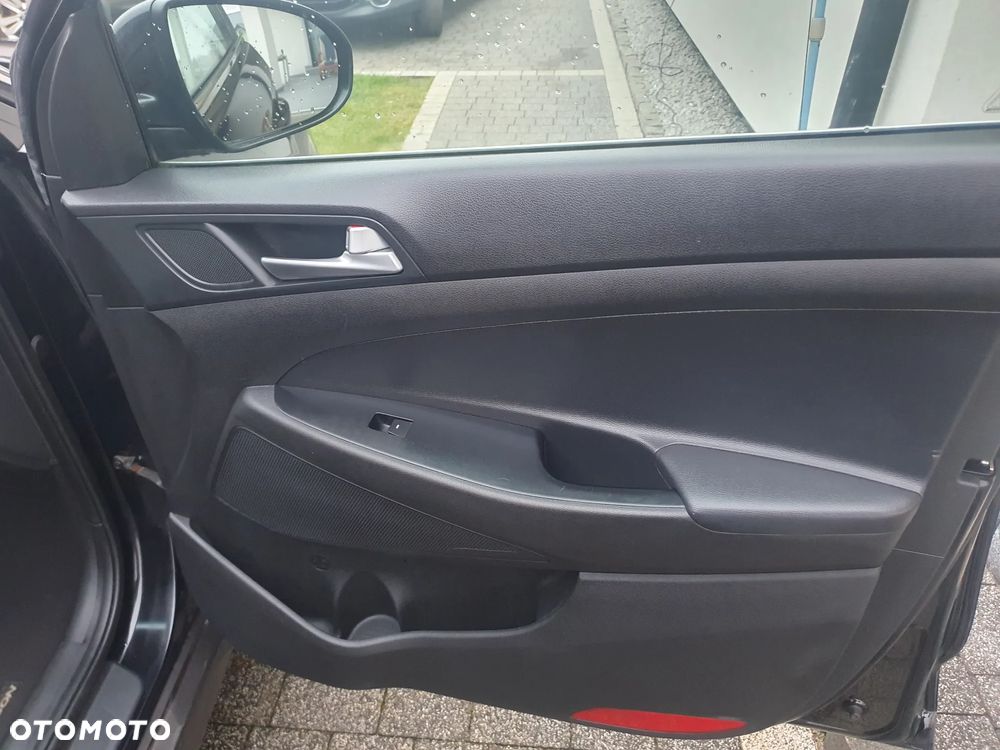 Hyundai Tucson 1.6 GDI BlueDrive Style 2WD - 15