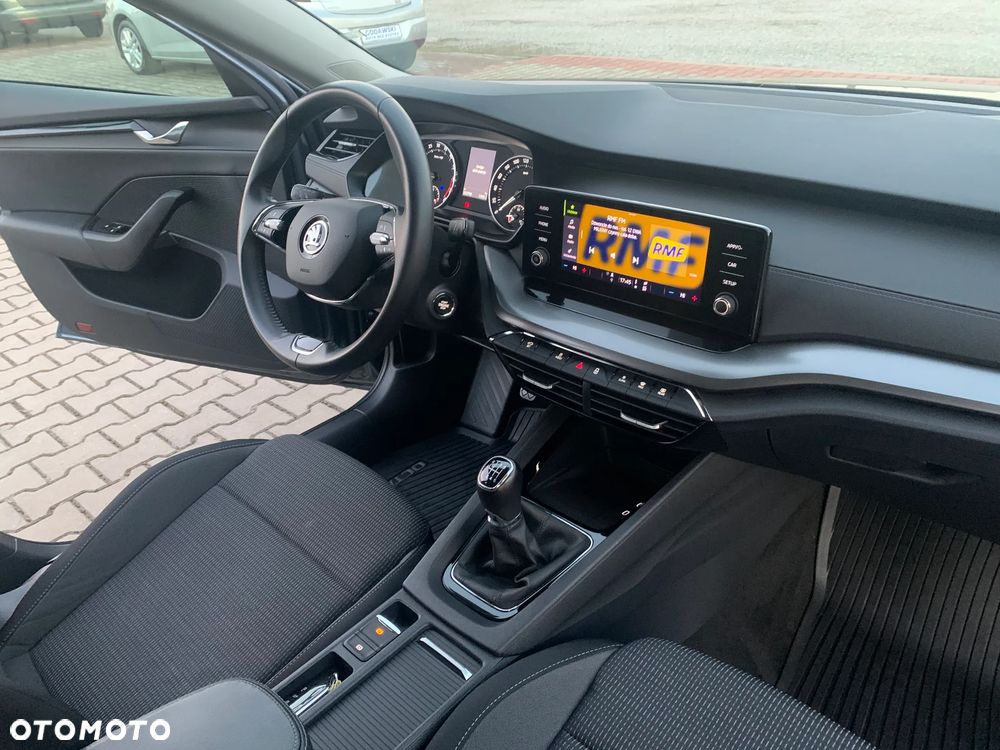 Skoda Octavia 2.0 TDI Ambition DSG - 22