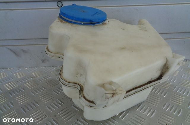 ZBIORNICZEK POMPKA XENON MERCEDES B200 W245 FV - 2