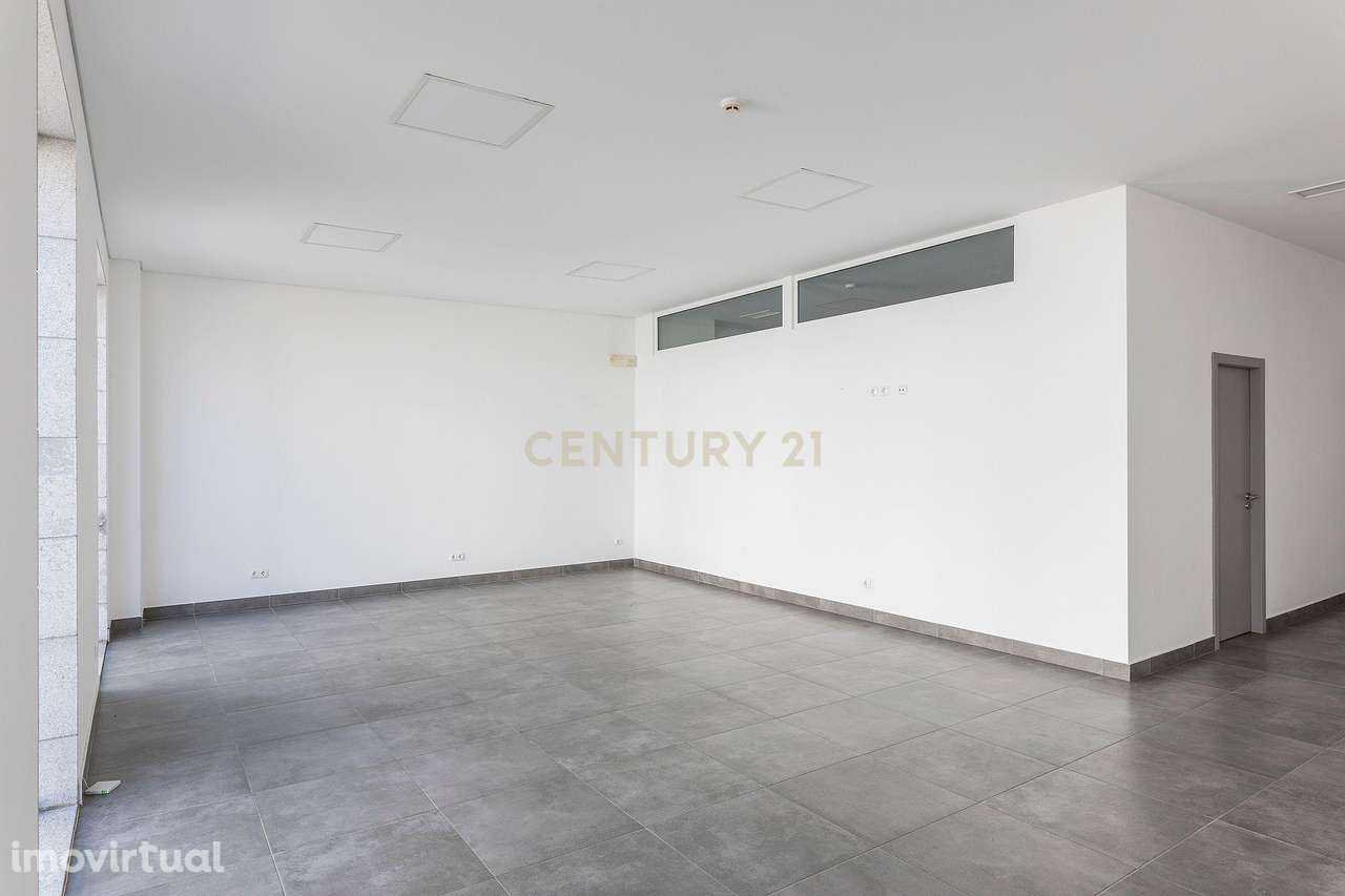 Espaço Comercial junto a Estação de Benfica - Grande imagem: 5/11