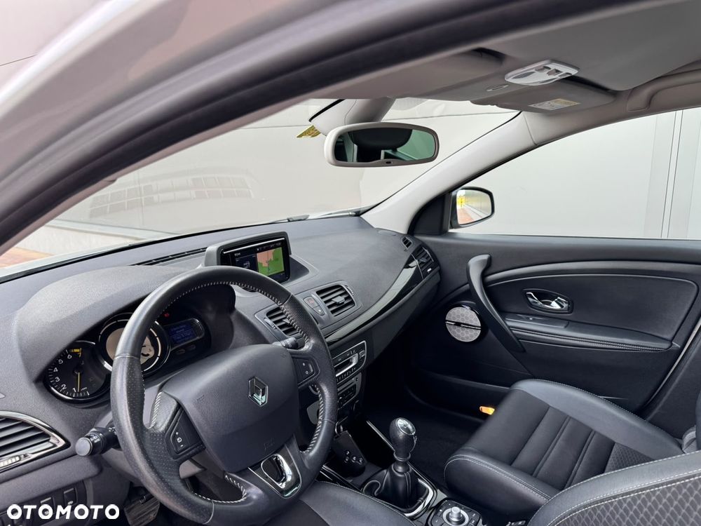 Renault Megane ENERGY TCe 130 BOSE EDITION - 20