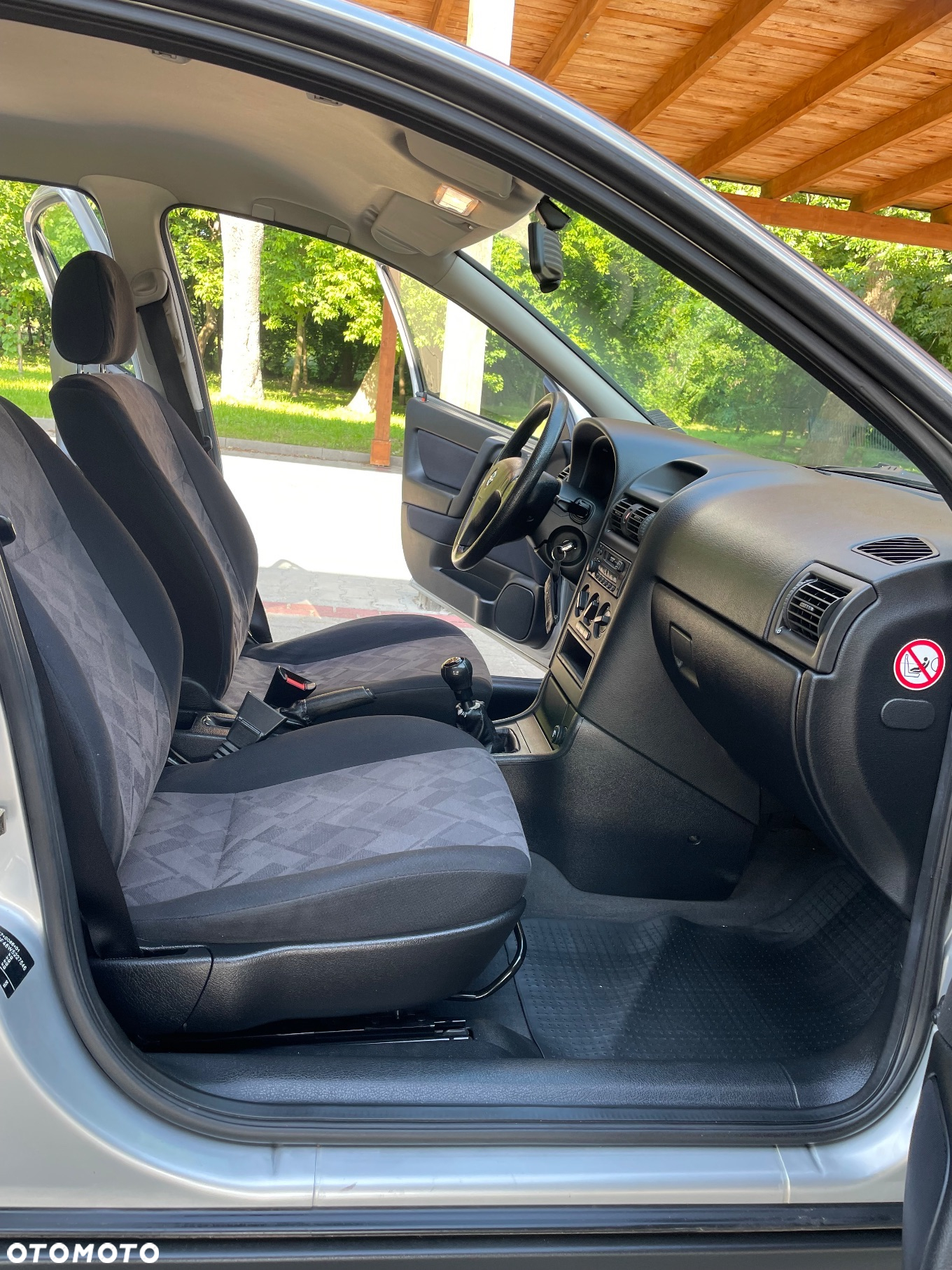 Opel Astra II 1.6 Elegance - 11