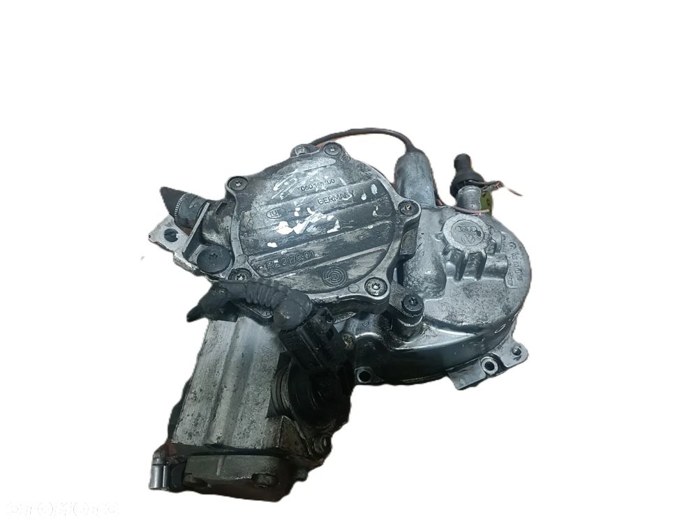 AUDI A4 B6 00-04 r. 2,0 FSI POMPA VACUM + OBUDOWA ROZRZĄDU 06D103530K + - 5