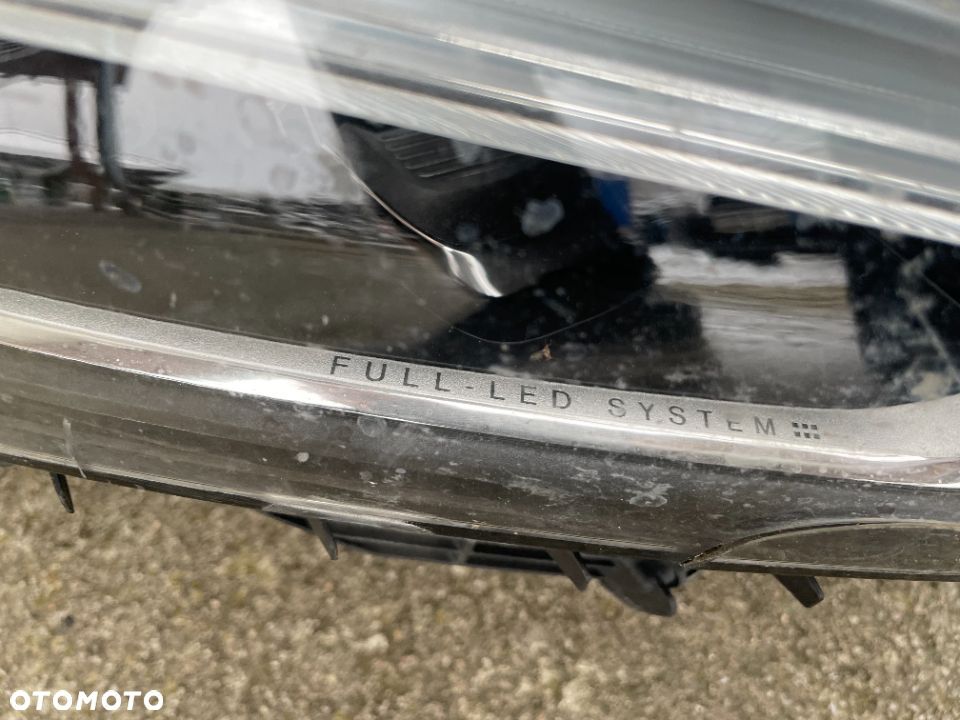 LAMPA PRZEDNIA PRAWA VOLVO XC60 II 2017-- FULL LED 32133549 - 5