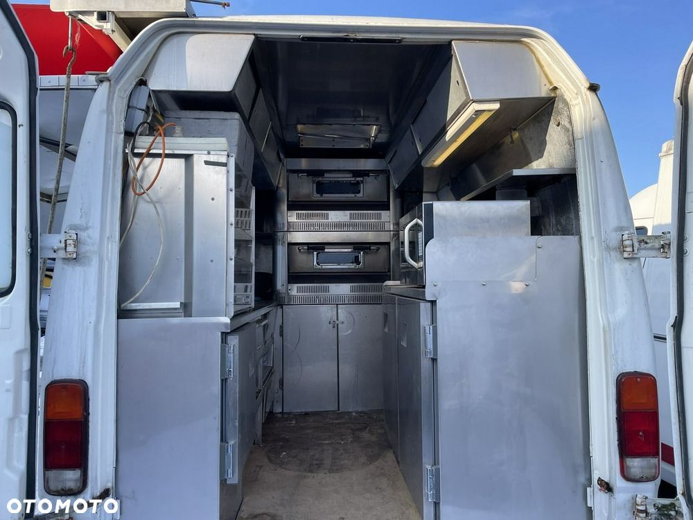Mercedes-Benz Autosklep Sklep Gastronomiczny Food Truck Foodtruck pizza wyposażona - 19