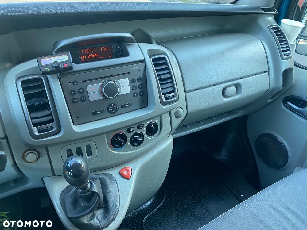 Opel Vivaro - 28