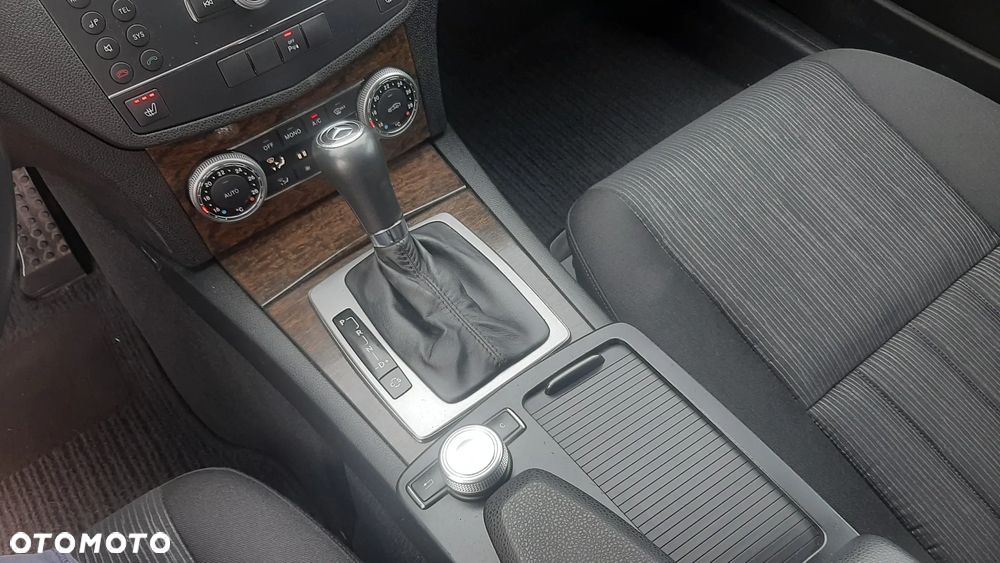 Mercedes-Benz Klasa C 200 Kompressor Elegance - 3