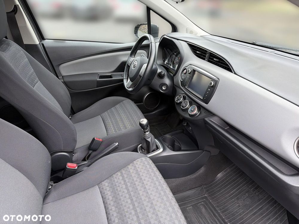 Toyota Yaris - 9