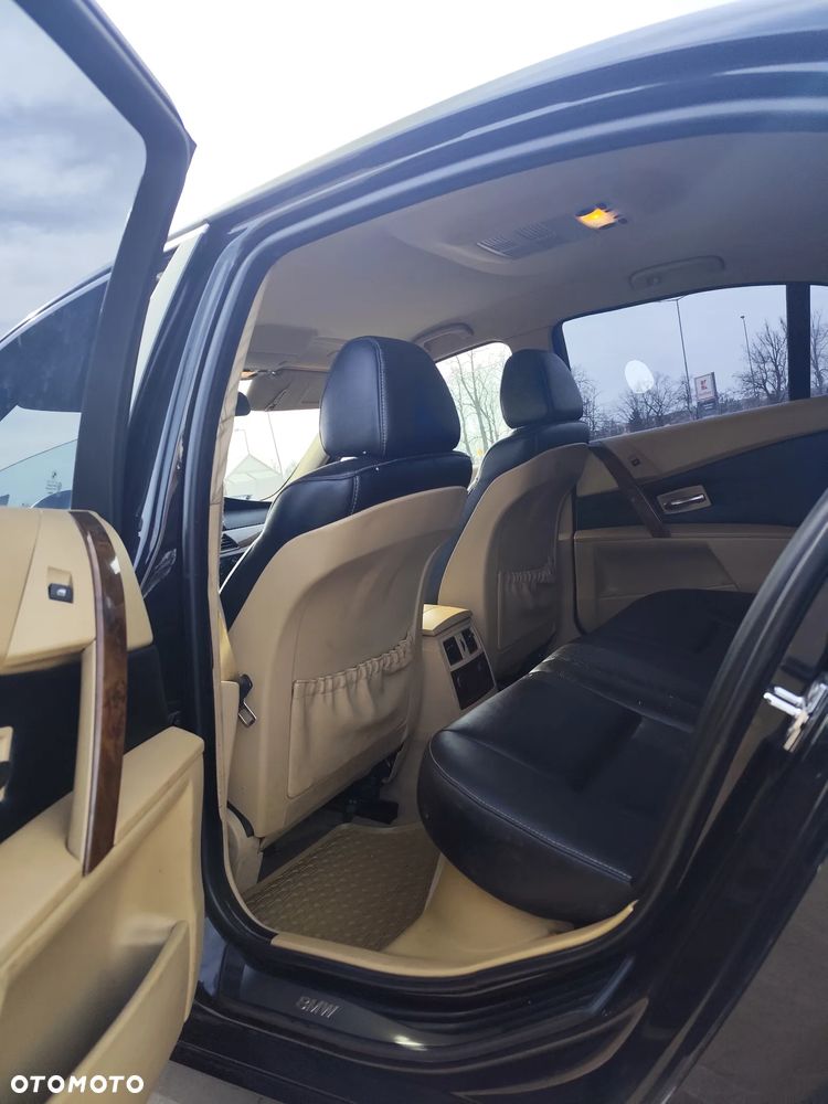 BMW Seria 5 - 16