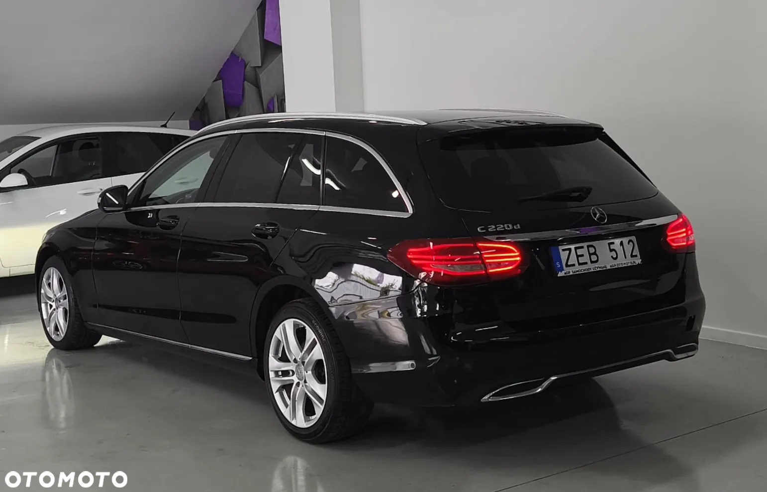 Mercedes-Benz Klasa C 220 d T 9G-TRONIC Avantgarde - 4
