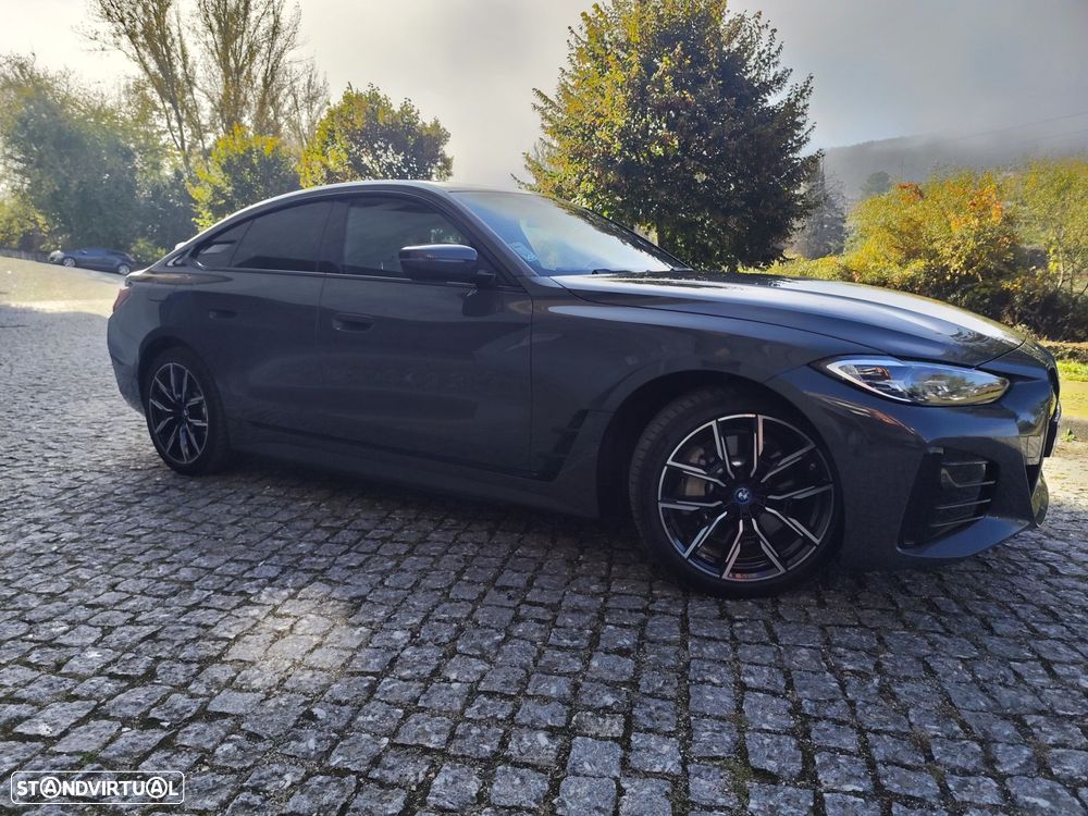 BMW i4 eDrive40 Edição Desportiva M - 11