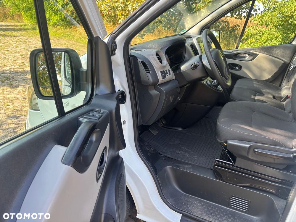 Renault Trafic - 11