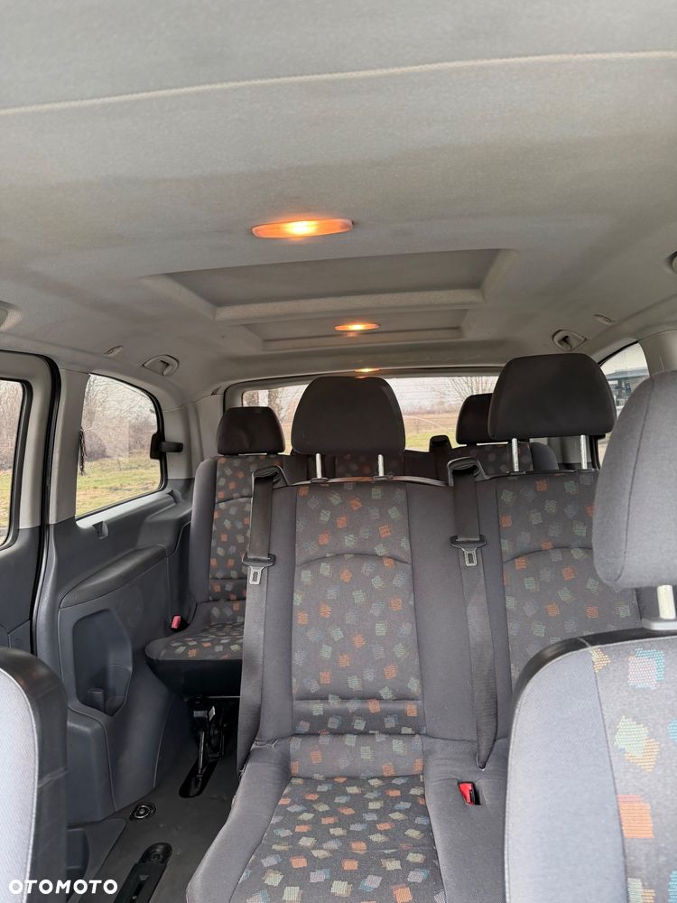 Mercedes-Benz Vito - 15