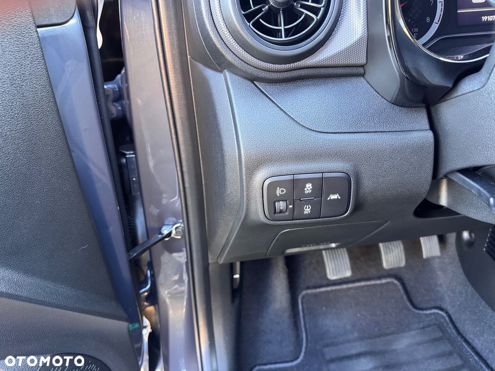 Hyundai i10 - 12
