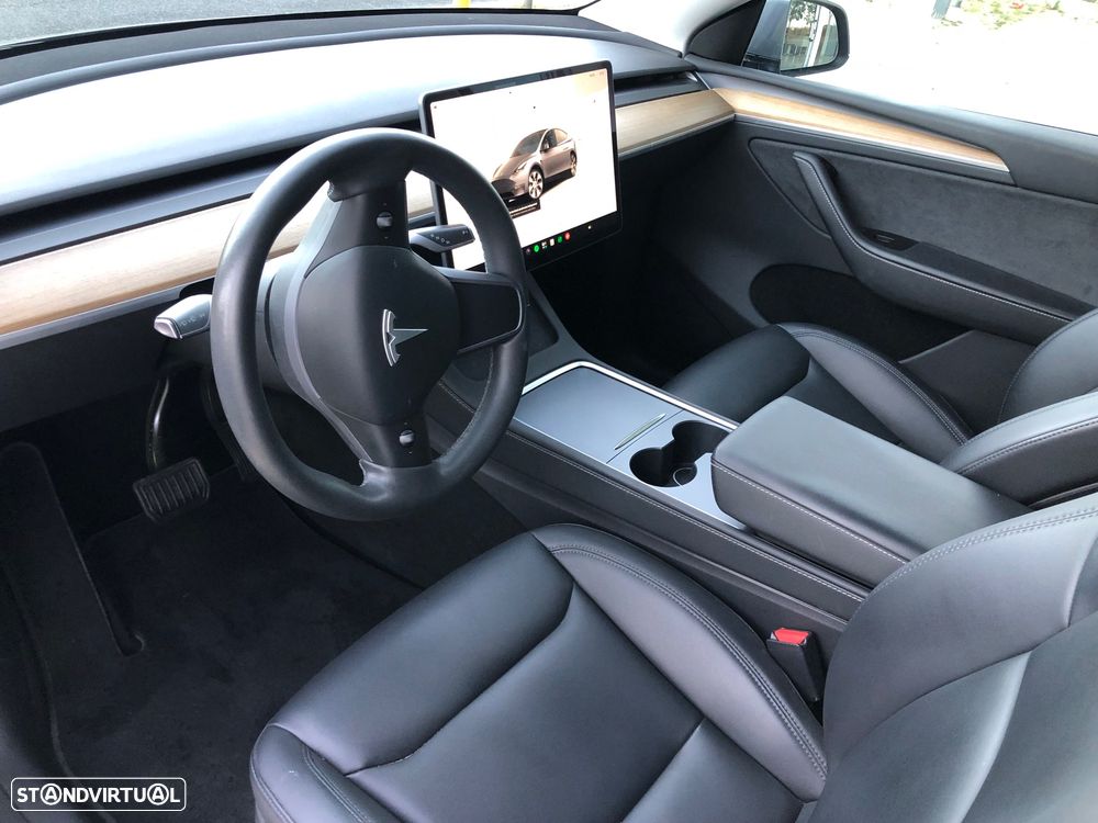 Tesla Model Y Long Range Tração Integral - 18