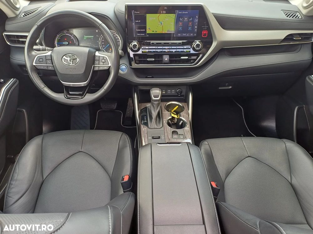 Toyota Highlander 2.5 L Dynamic Force 248CP Luxury Metallic - 14