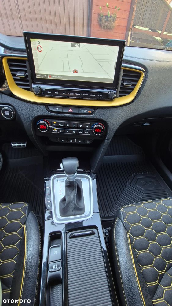Kia XCeed 1.4 T-GDI L Business Line DCT - 29