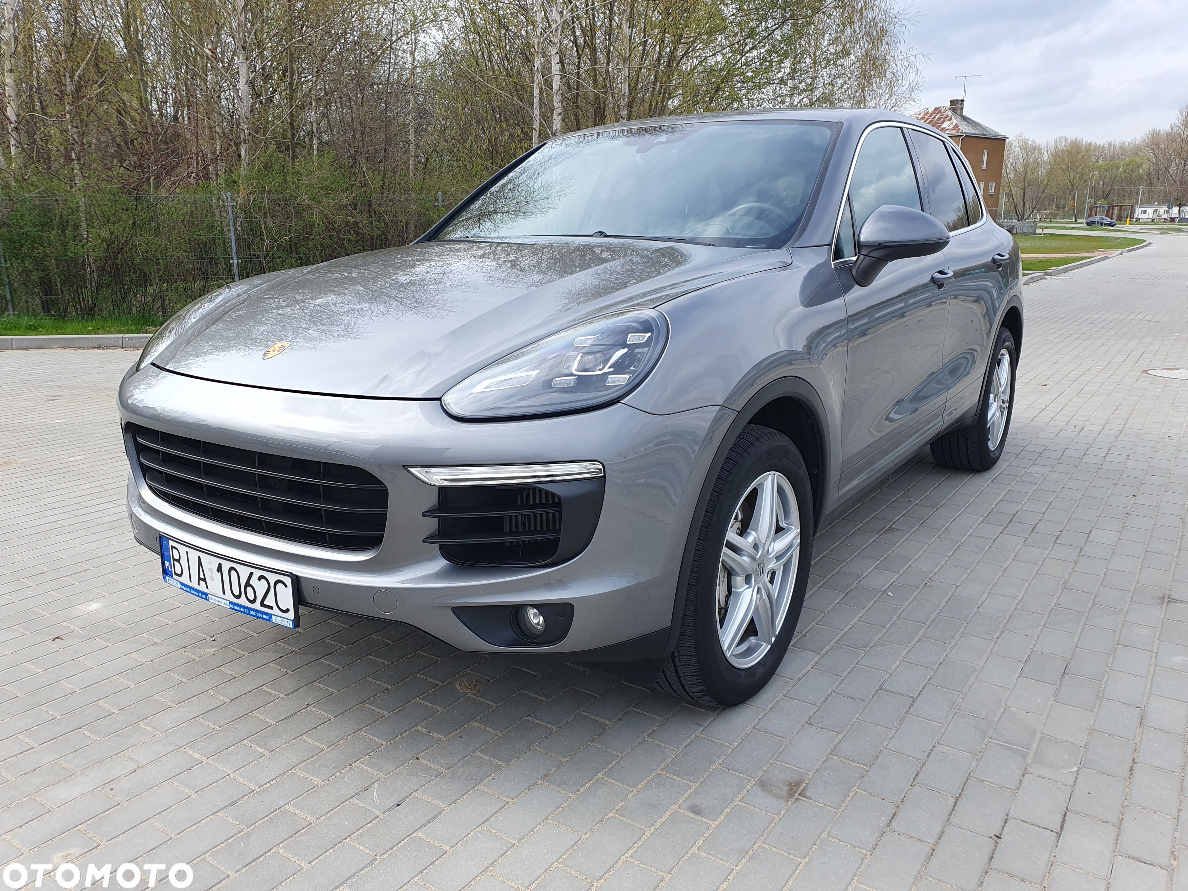 Porsche Cayenne S - 1