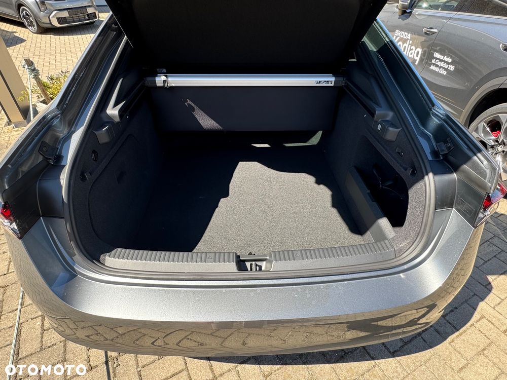 Skoda Superb 2.0 TSI Sportline DSG - 24