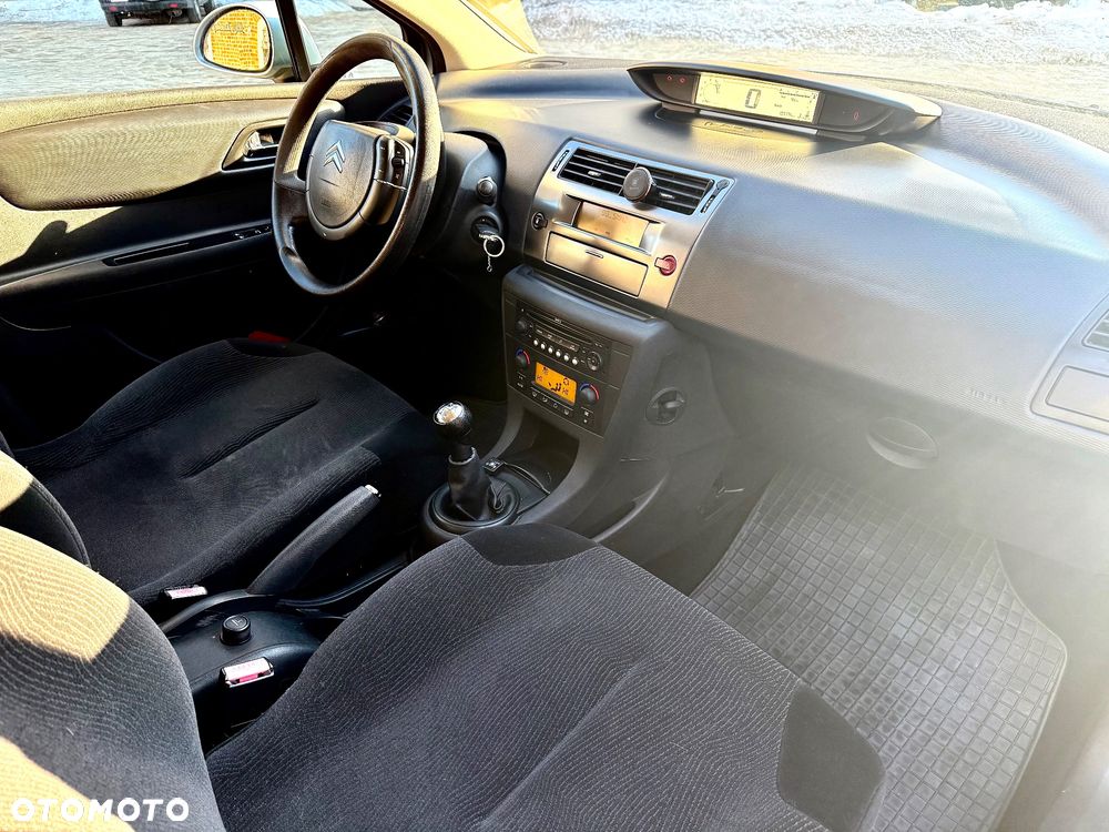 Citroën C4 1.6 VTi Equilibre Pack - 11