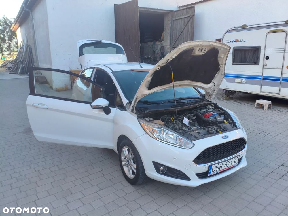 Ford Fiesta 1.0 Celebration - 18