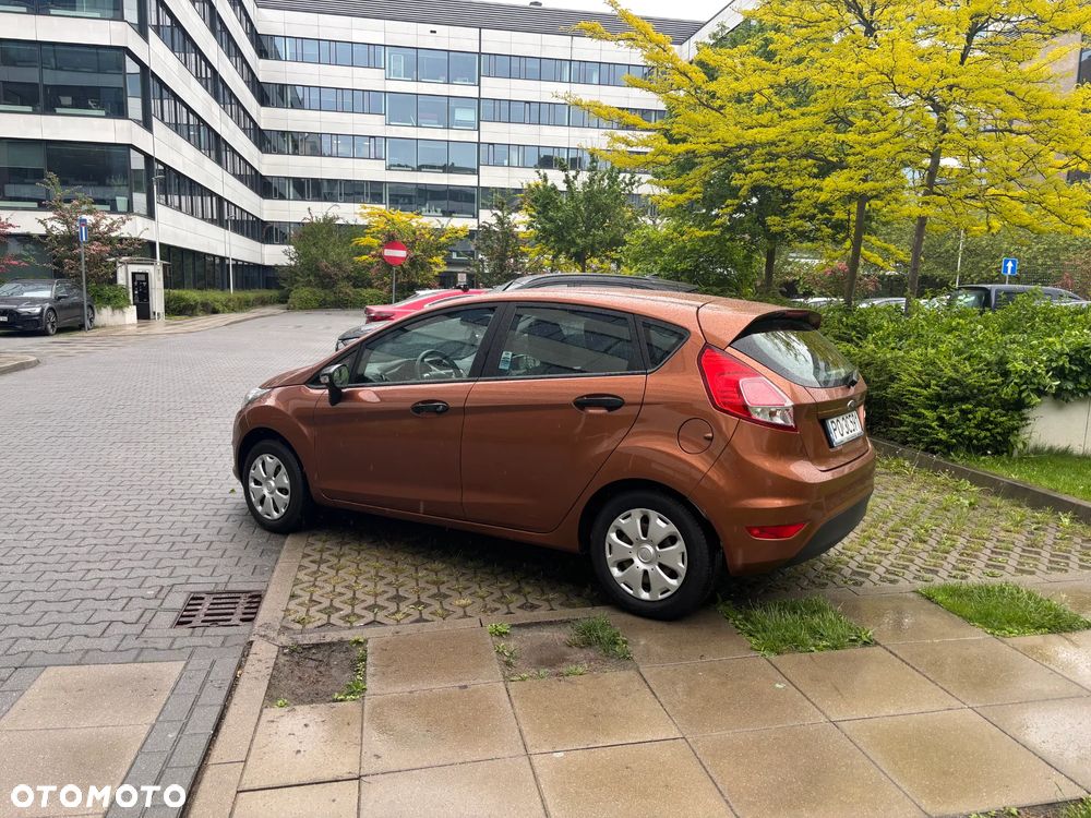 Ford Fiesta 1.25 Trend - 9