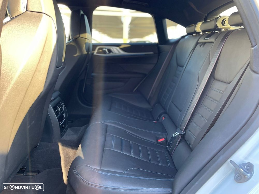 BMW i4 eDrive40 Pack Desportivo M - 16