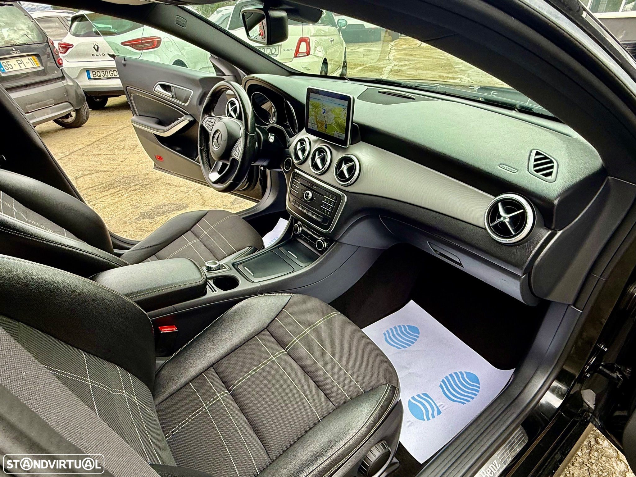 Mercedes-Benz CLA 200 d Shooting Brake AMG Line Aut. - 24